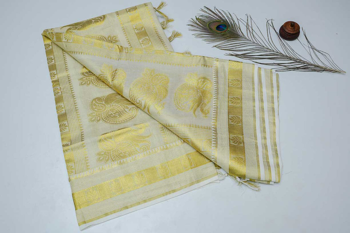 Handloom Saree With Golden Design